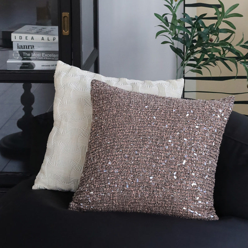 Quadratischer Luxus-Kissenbezug mit glitzernden Pailletten und texturierter Bouclé‑Webung Brehn