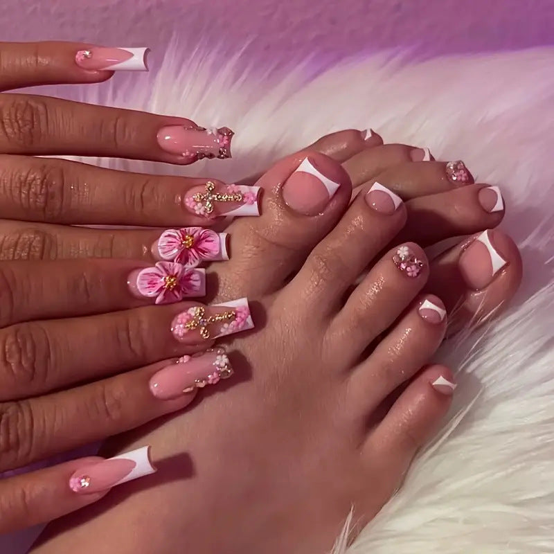 3D Floral Decorative Press-On Nails Set Brehn