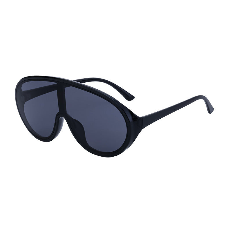 Damen modische Sonnenbrille im futuristischen Stil Brehn