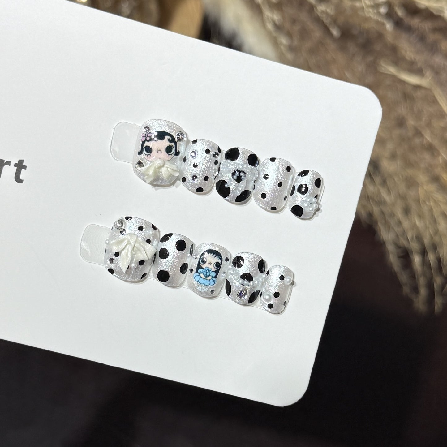 Verspieltes Charakter Press-On Nail Art Set Brehn