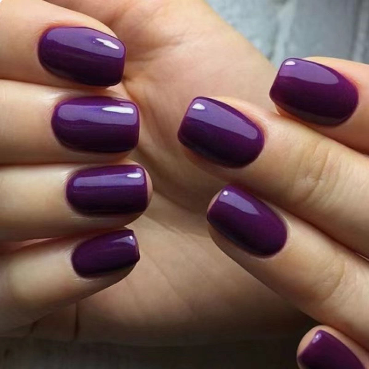 Glänzende Gel-Nagelkunstverlängerungen Brehn