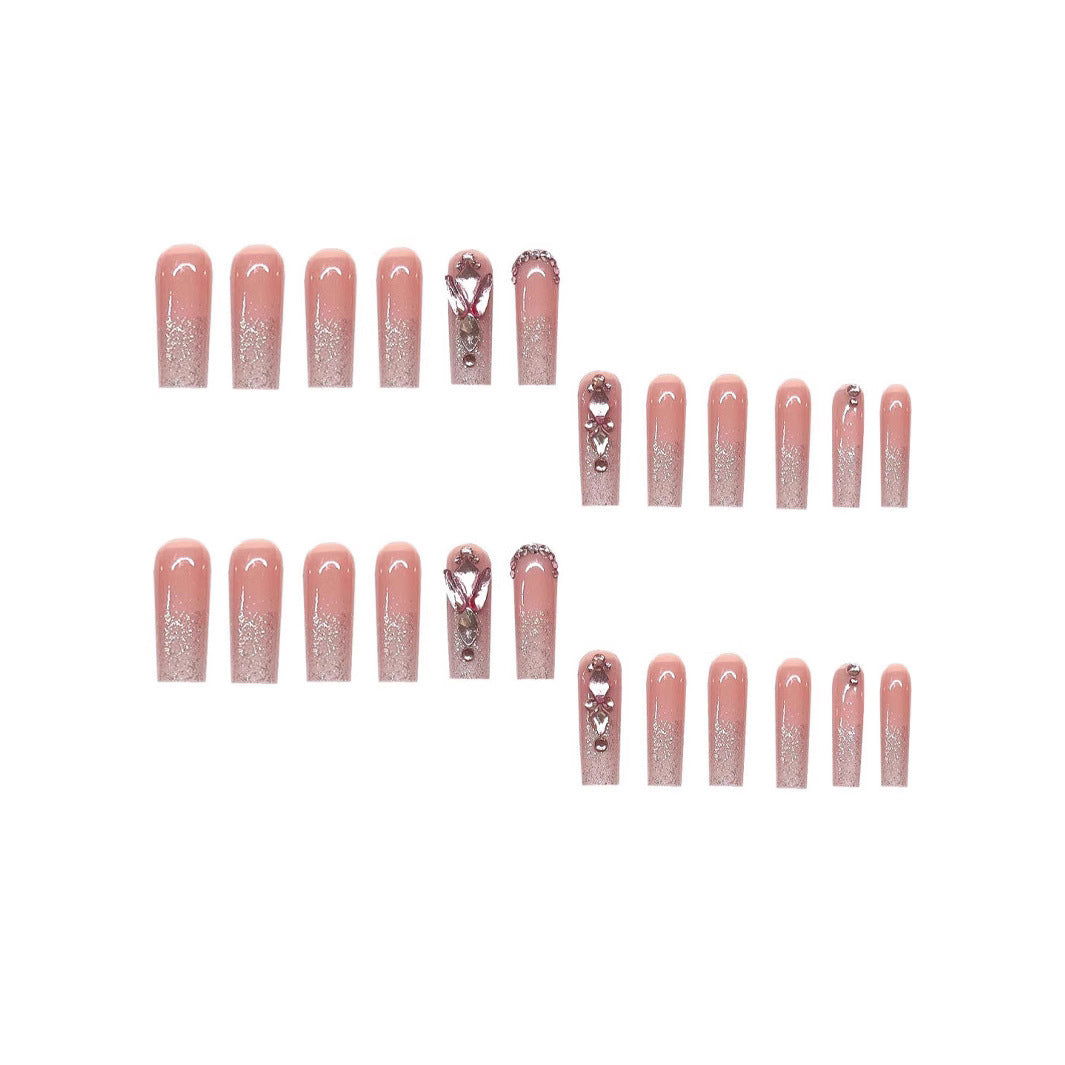 Glamouröse, kristallverzierte Press-On-Nail-Extensions Brehn