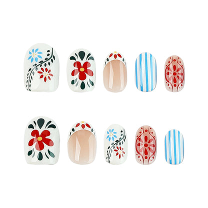 Kunstvolle Nagelkunst mit floralem Design und bunten Mustern Brehn
