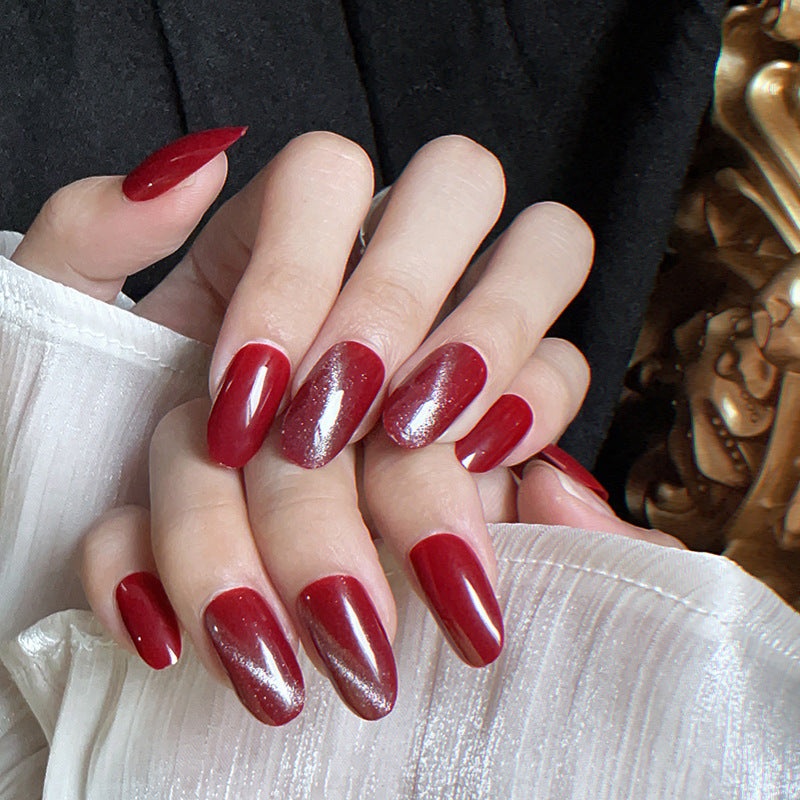 Glamouröse künstliche Fingernägel mit Glanz und Glittereffekt Brehn