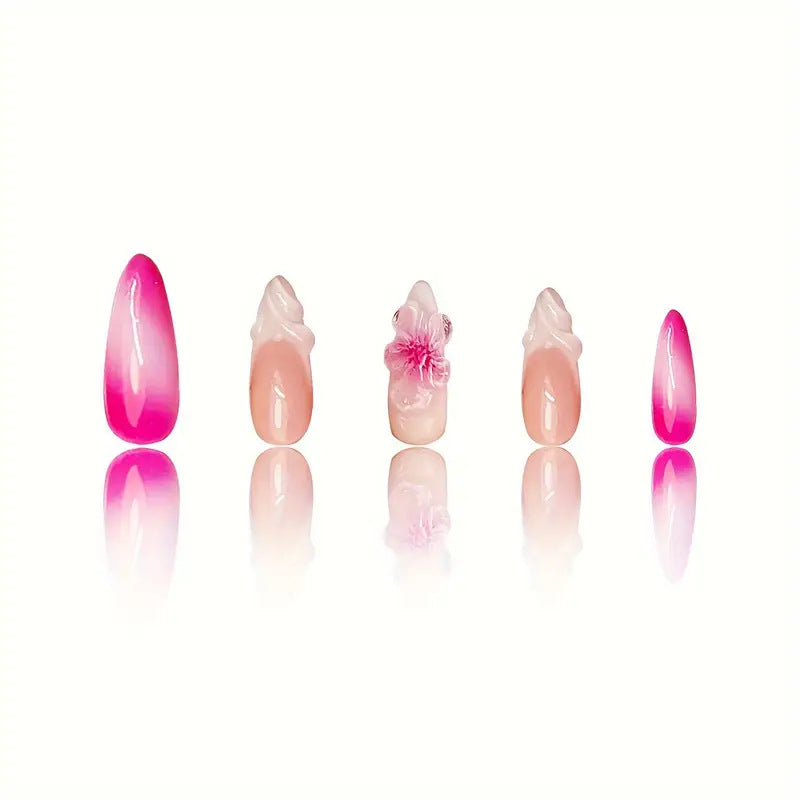 Detaillierte florale Press-On Nagelkunst Brehn