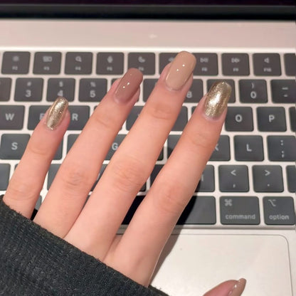 Elegante Multi-Strukturierte Nagelkunst