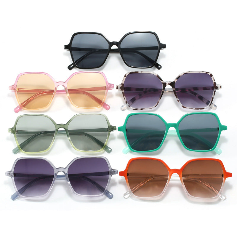 Damen oversized Sonnenbrille im faszinierenden Design Brehn