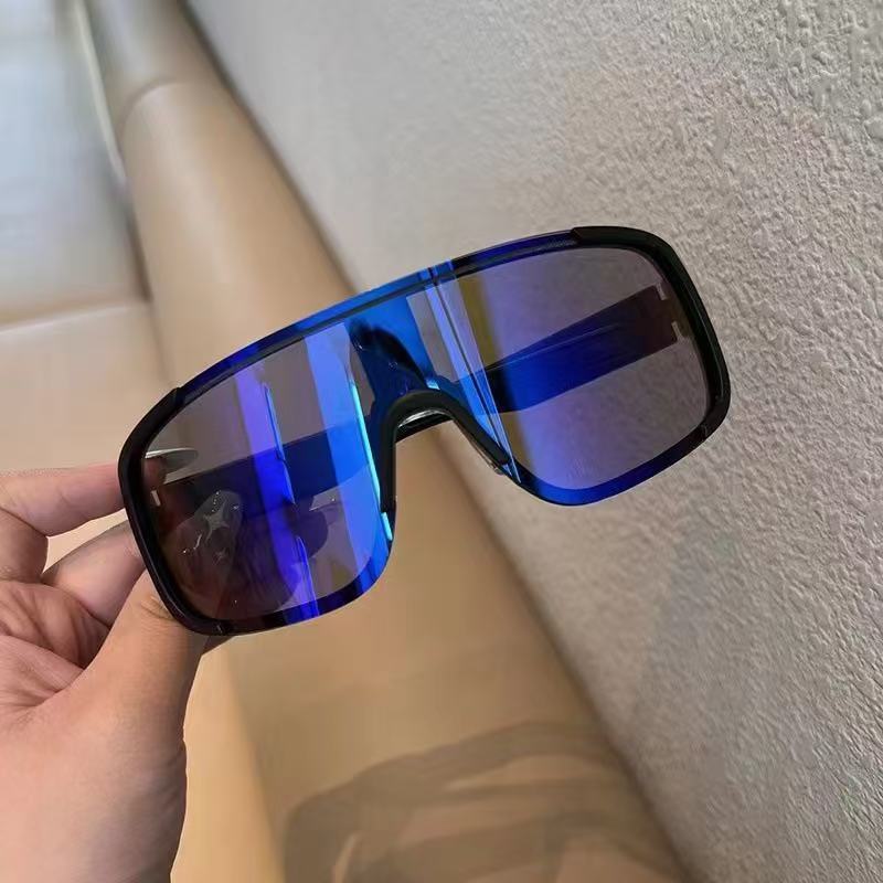 Sportliche Wickelsonnenbrille Brehn