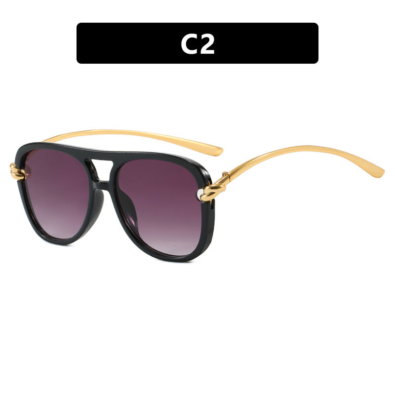 Damen sportliche Sonnenbrille mit breitem Kunststoffrahmen und UV-Schutz Brehn