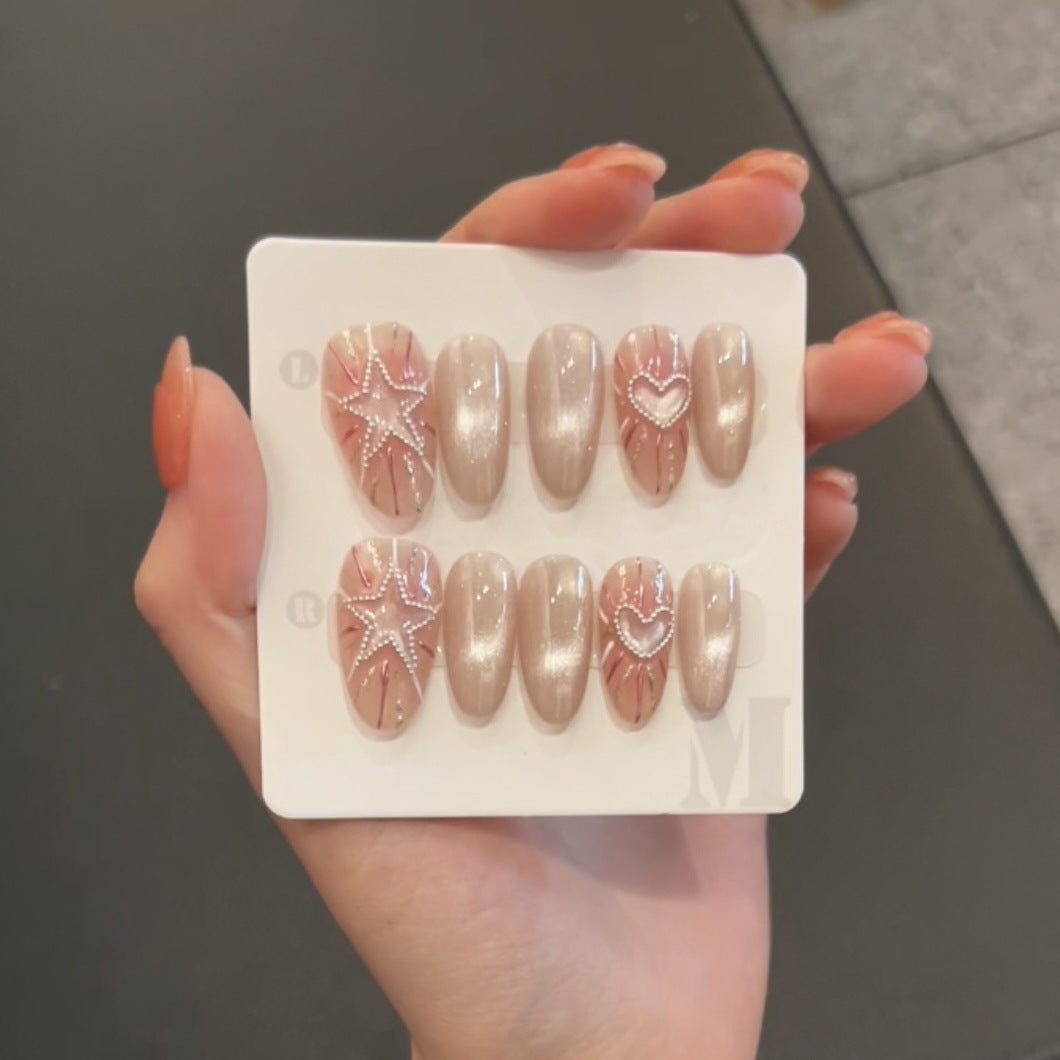 Modischer Press-On Nagelset mit glamourösen Stern- und Herzdesigns Brehn