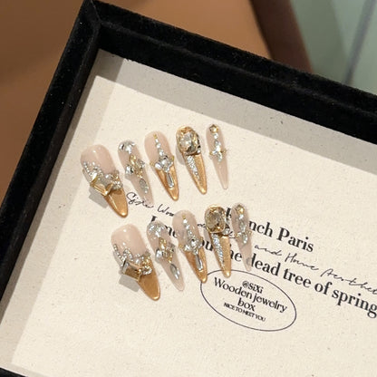 Glamouröses Steinbesetztes Press-On Nagelset