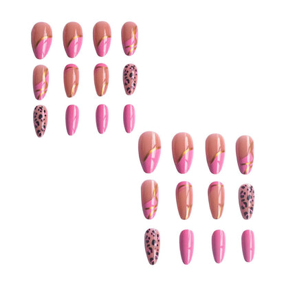 Künstlerisches Nail Art Design Set mit glamourösen metallischen Akzenten