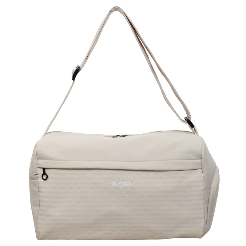 Sportliche Reisetasche Mit Verstellbarem Tragegurt Brehn