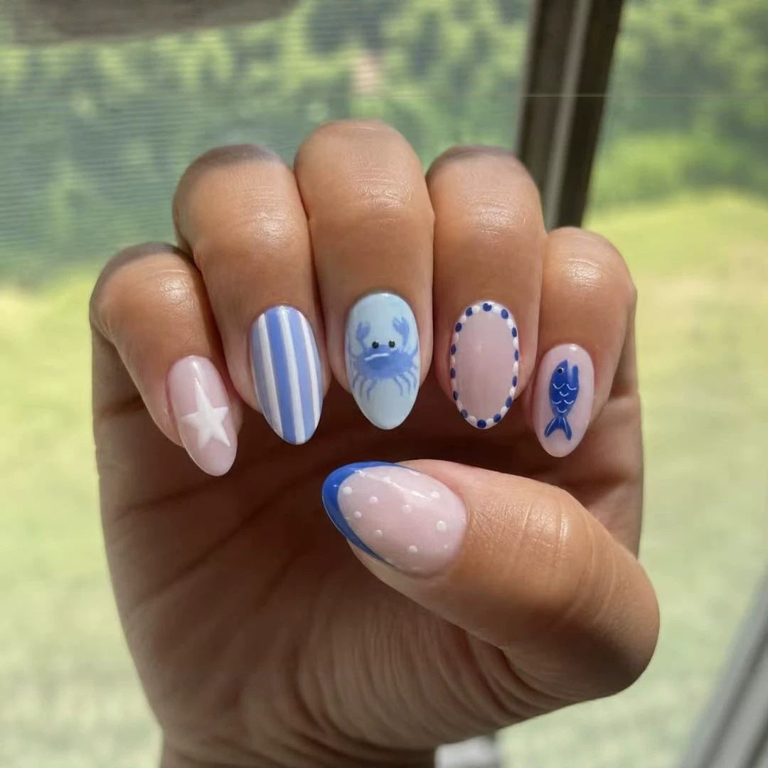 Kunstnagelset mit einzigartigen maritimen Motiven Brehn