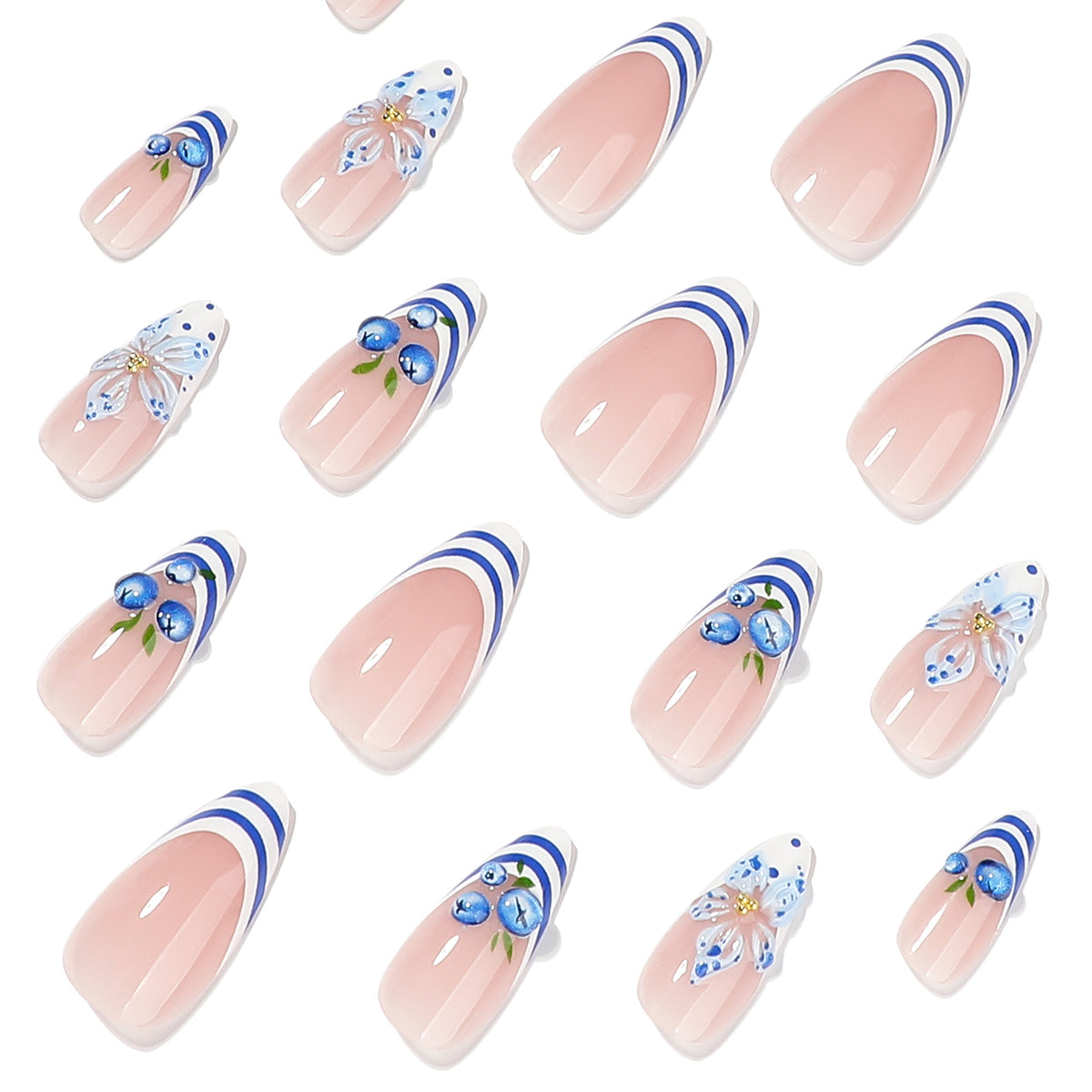 Kunstvolle Nagelgestaltung mit floralen und maritimen Elementen Brehn
