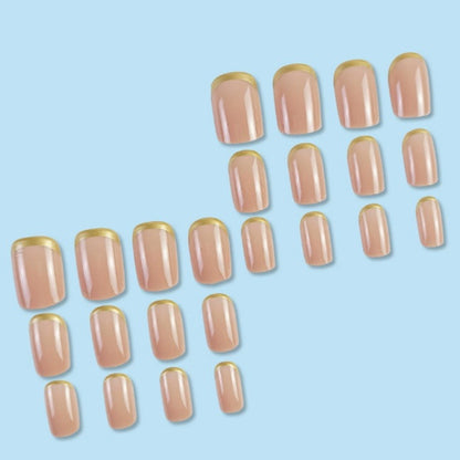 Luxuriöse goldverzierte Gel-Nagelveränderungen Brehn