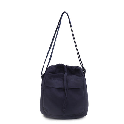 Lässige Kordelzug-Eimer-Tasche Brehn