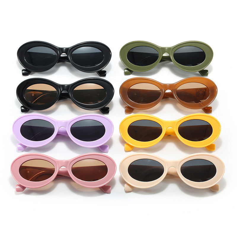 Damen modische Sonnenbrille mit ovalem Rahmen und goldenen Applikationen Brehn