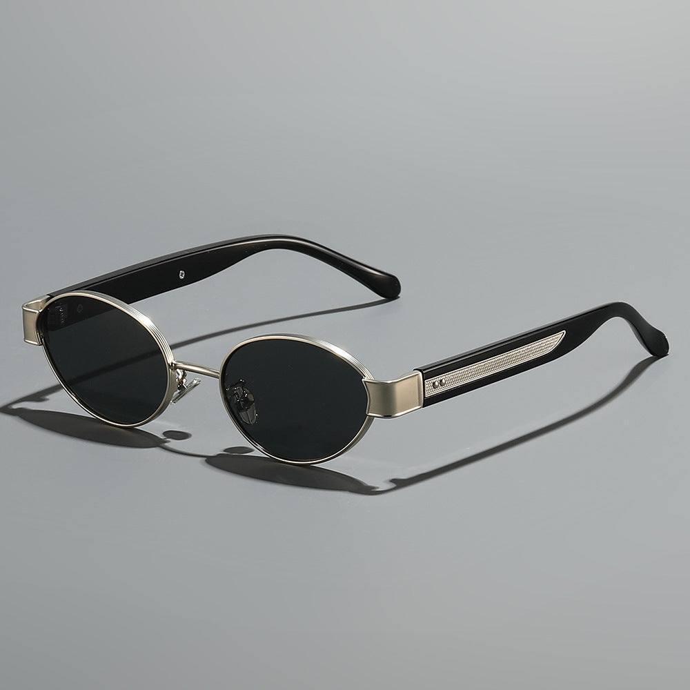 Damen Sonnenbrille im modernen, ovalen Rahmen mit harmonischem Farbspiel Brehn