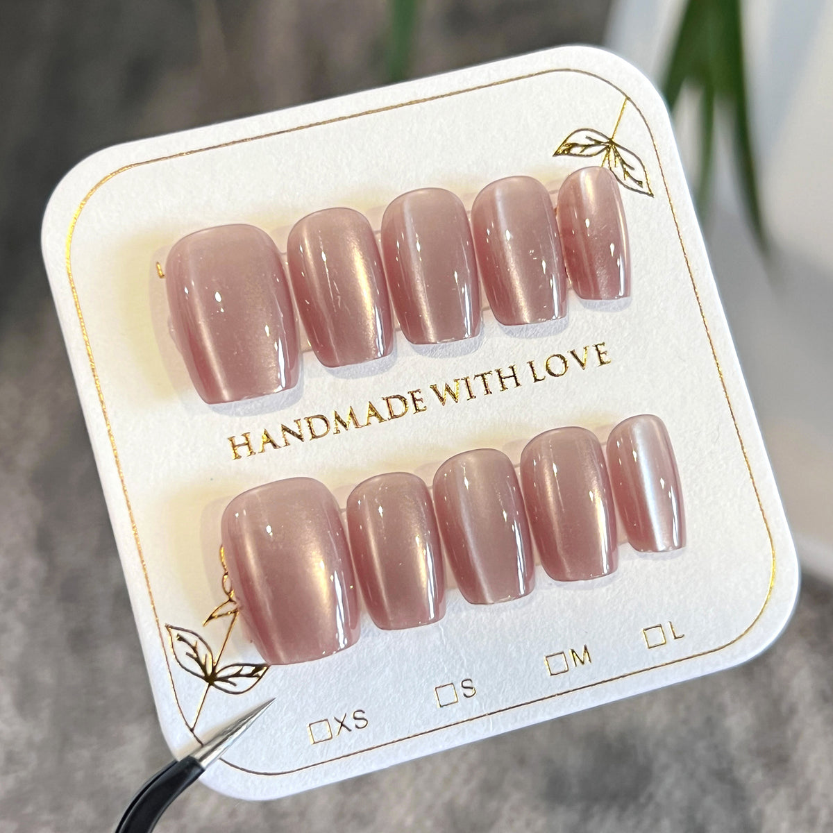 Künstliche Nagelverlängerungen mit glänzendem Finish Brehn