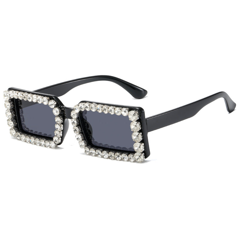 Damen modische Sonnenbrille mit glitzernder Rahmenverzierung Brehn