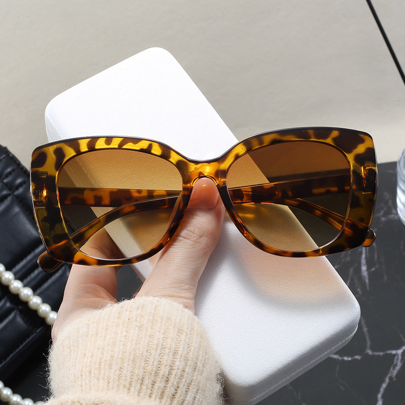 Damen Oversized-Sonnenbrille mit elegantem Design Brehn