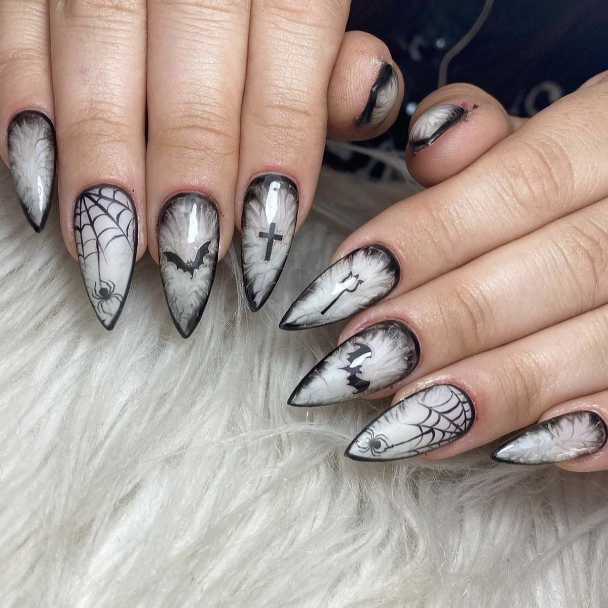 Gothic Halloween-Themen Stiletto Nagel Kunst Erweiterungen Brehn