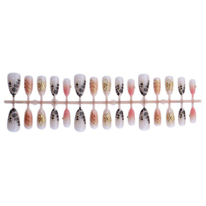 Elegantes Press-On Nail Art Set Brehn