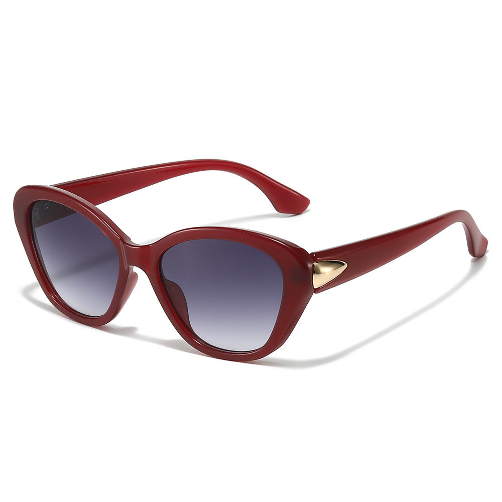 Stilvolle Cat-Eye-Sonnenbrille mit elegantem Gold-Detail Brehn