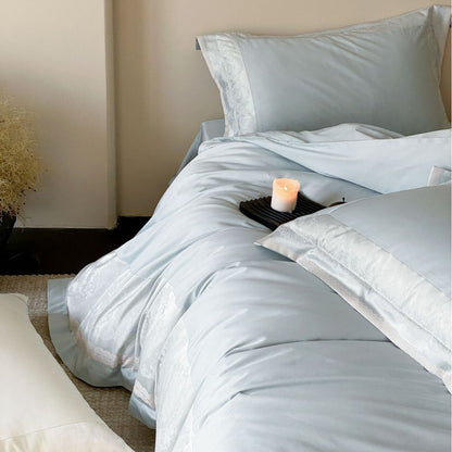 Luxuriöses Satin-Bettwäsche-Set mit Kissenbezügen und Wendebezug