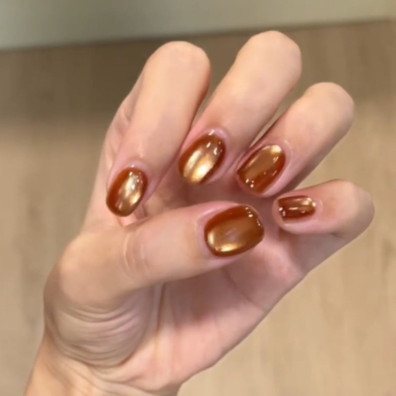 Kunstnägel mit Elegantem Glanz Brehn