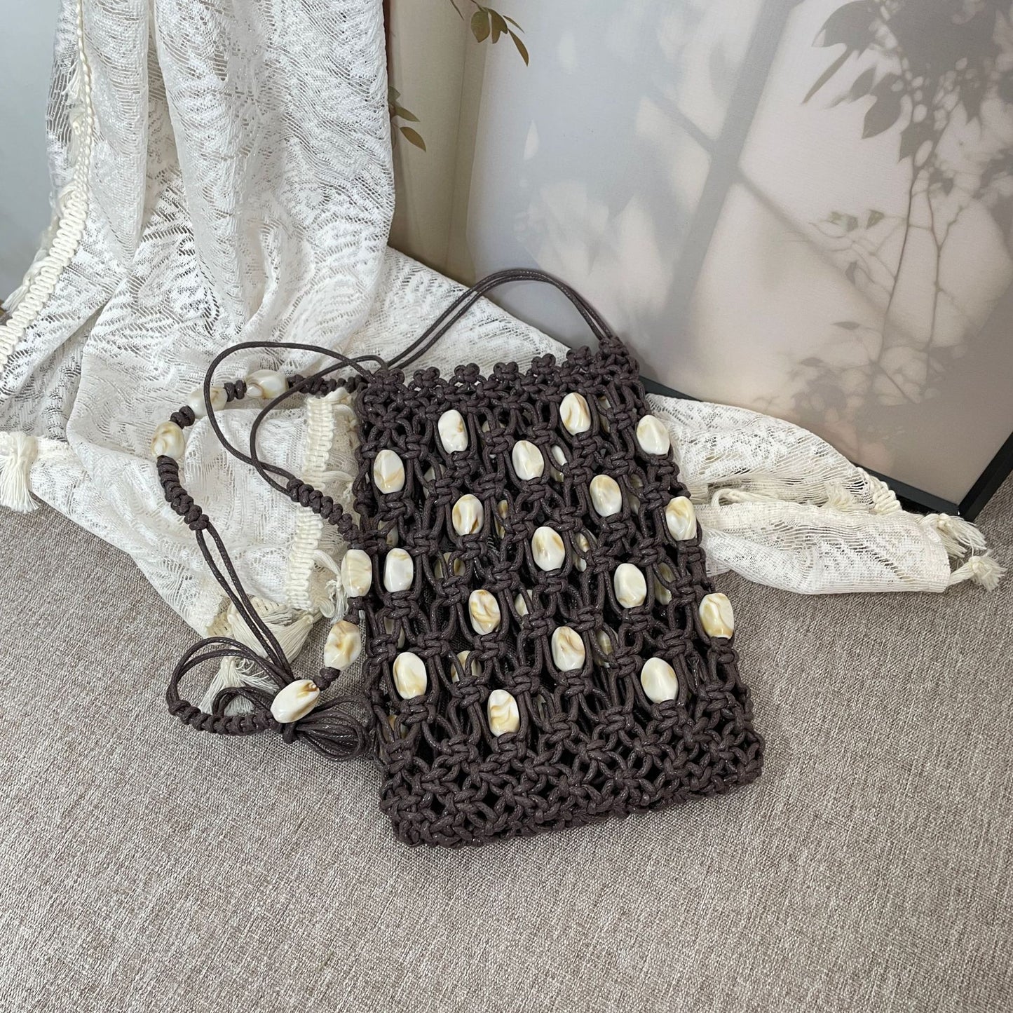 Handgeknüpfte Umhängetasche mit Muscheln Brehn