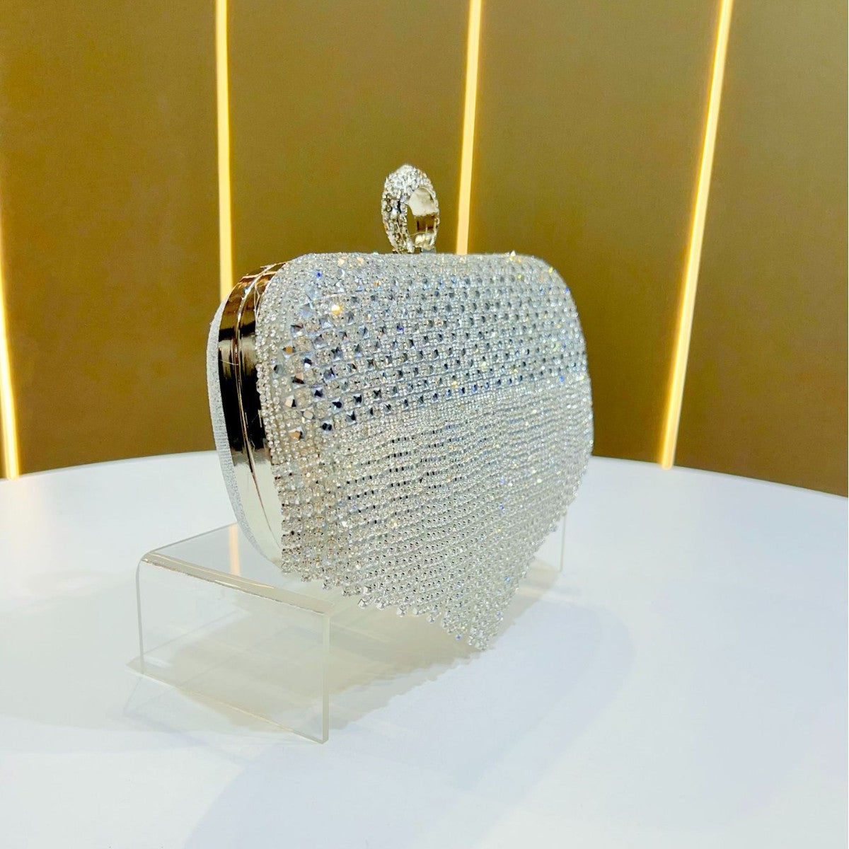 Glamouröse Strass-Handtasche