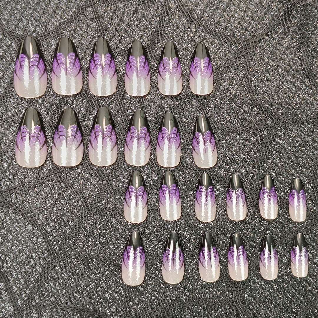 Künstlerisches Press-On Nagel-Set mit lavendelfarbenem Ombre-Design Brehn