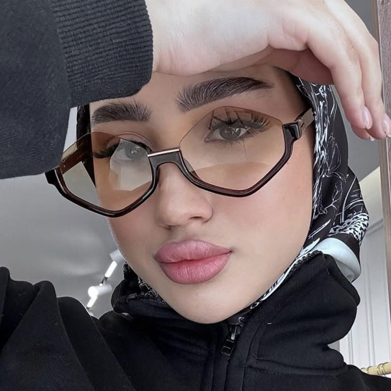 Damen modische Sonnenbrille mit trendy sechseckigem Rahmen und schützenden Gläsern Brehn