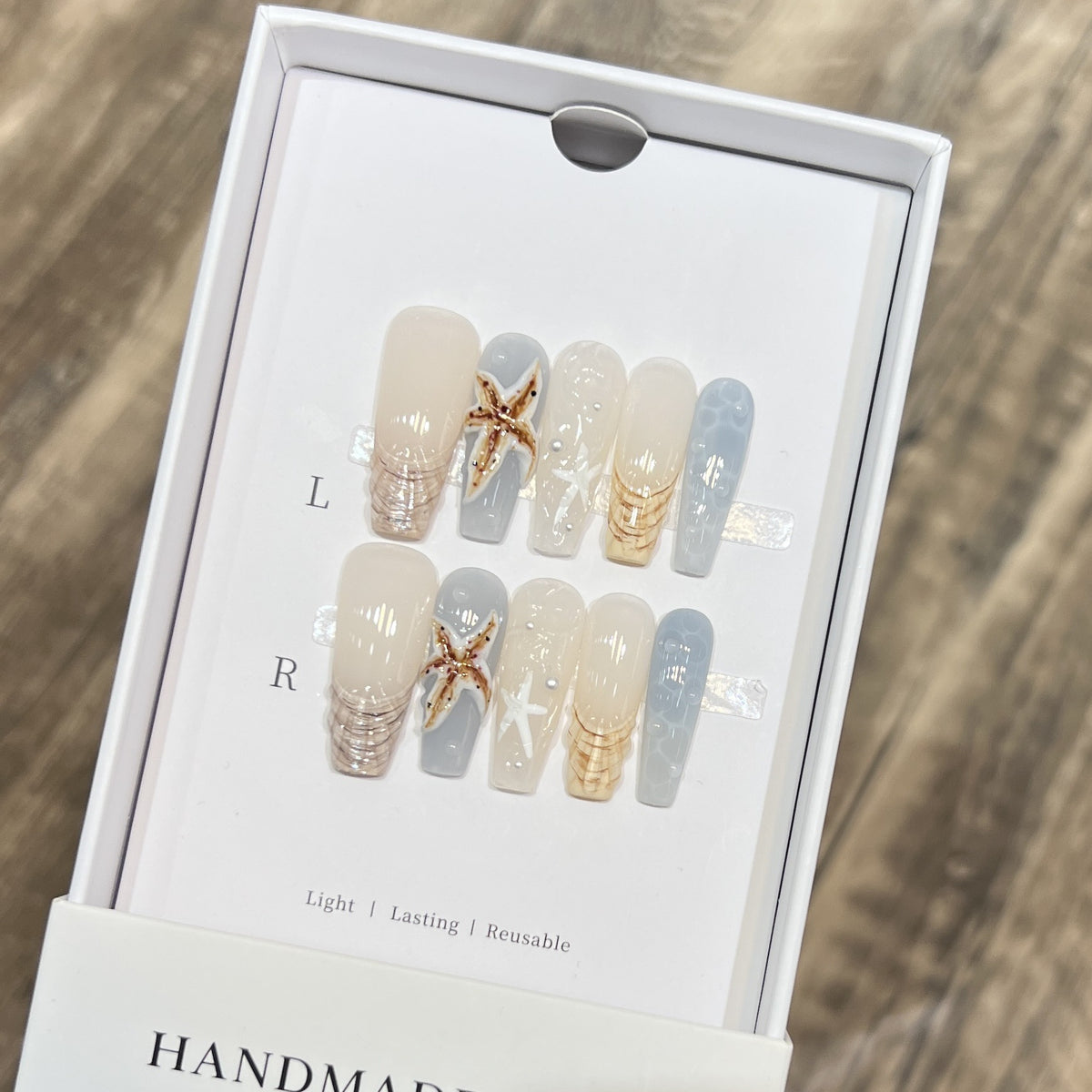 Handgefertigtes, vom Küstenleben inspiriertes Press-On Nagelset Brehn