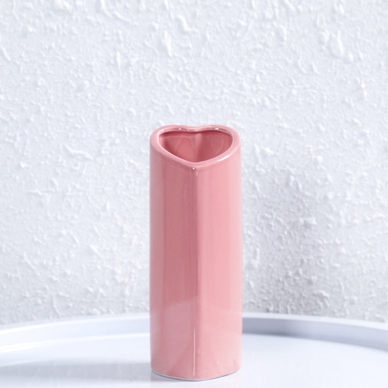 Herzförmige elegante Keramikvase Brehn