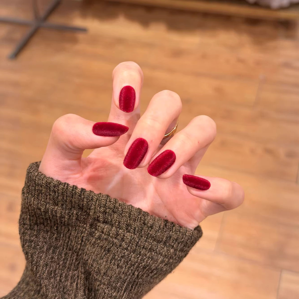 Samt-Nagelkunst-Verstärkungen Brehn