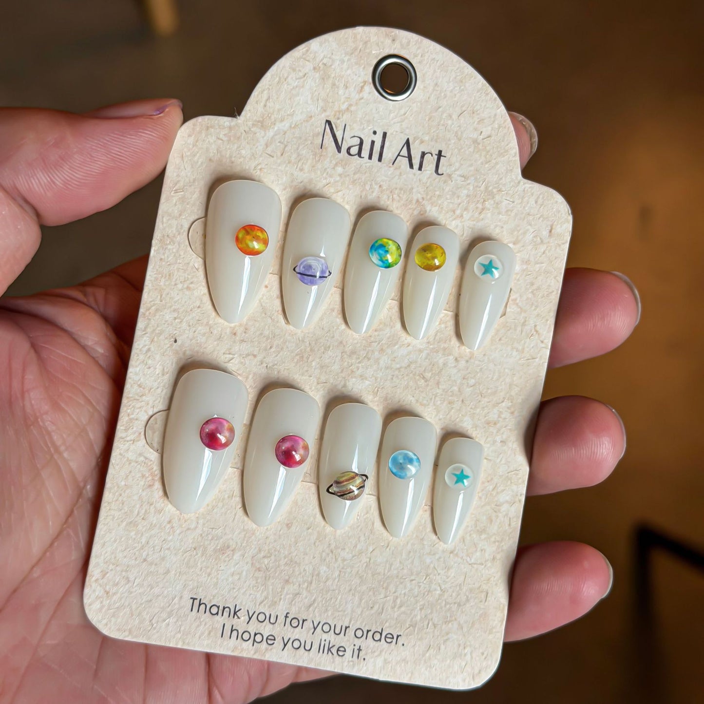 Künstlerisches Press-On Nagelkunst Set Brehn