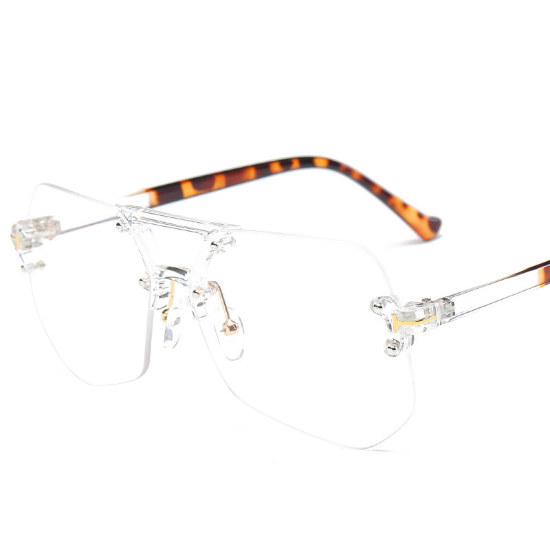 Damen Modische Sonnenbrille im futuristischen Design Brehn