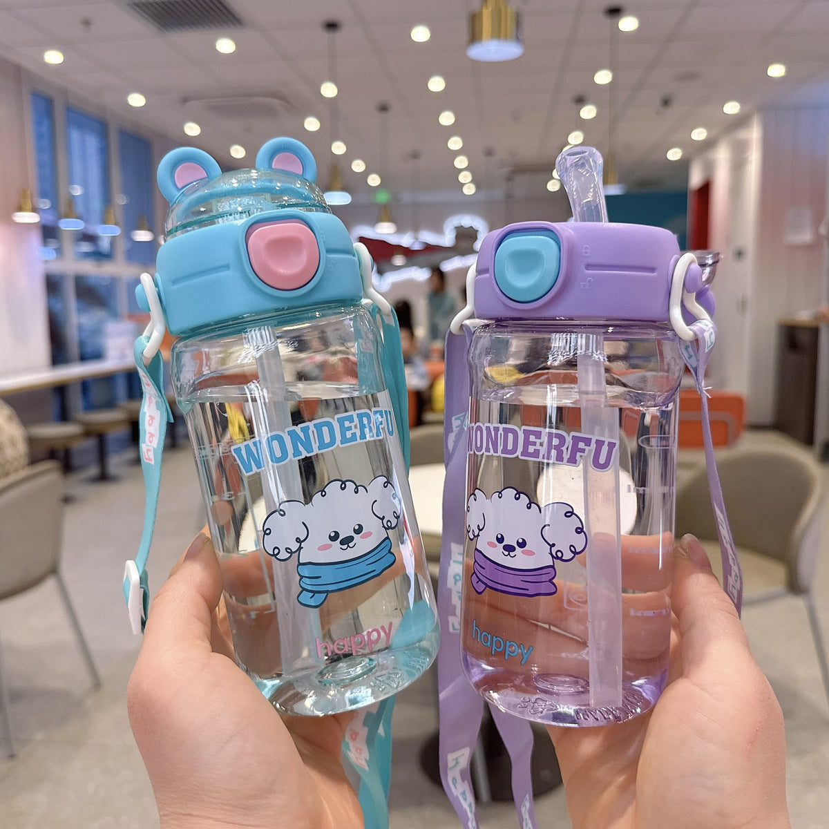 Damen Verspielte wasserfeste Trinkflasche mit Trageband Brehn