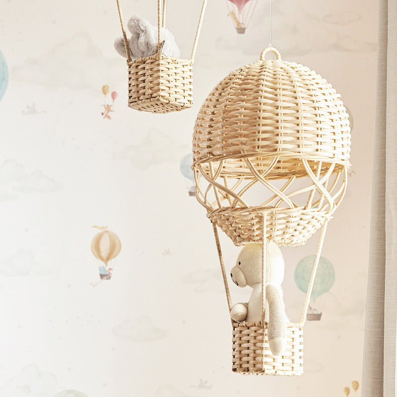 Handgefertigte Hängelampe im Heißluftballon-Design Brehn
