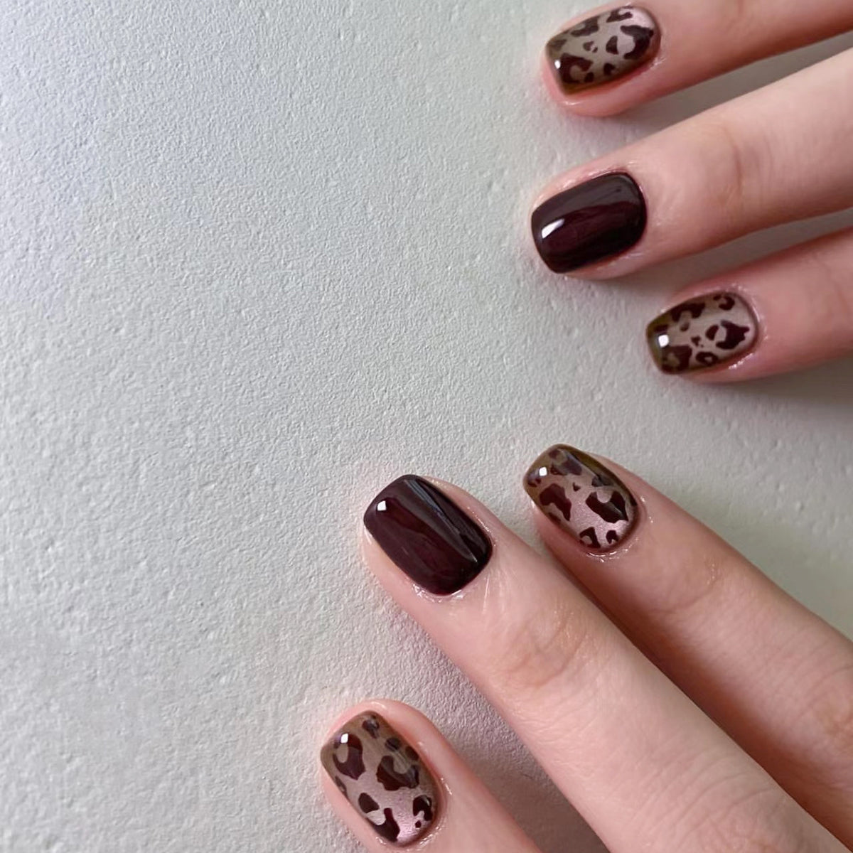 Trendige Stiletto-Nägel Brehn