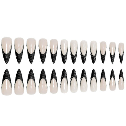 Glamouröse Stiletto-Nagelerweiterungen Brehn