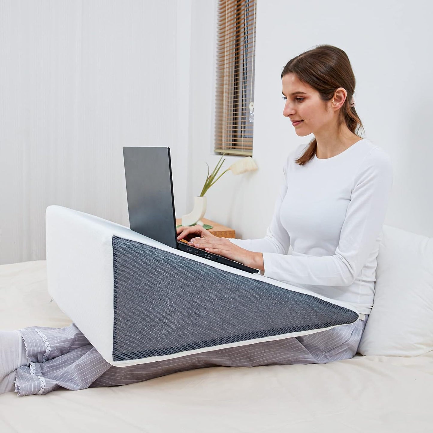 Verstellbares ergonomisches Schlafkeil-Kissen