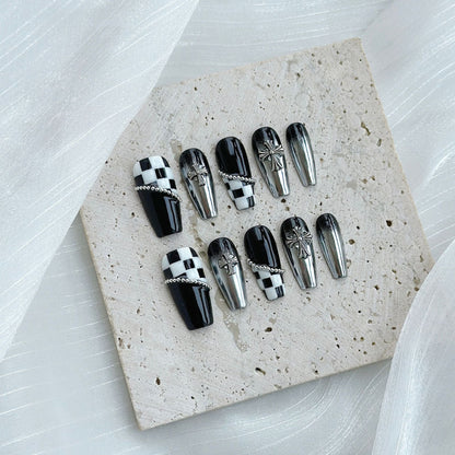 Künstlerisches Satin Press-On Nagel Set