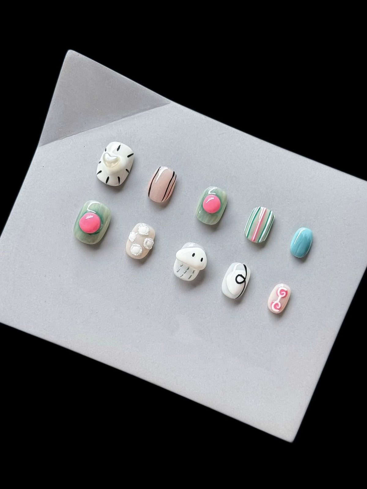 Kreative Press-On Nagelkunst Kollektion