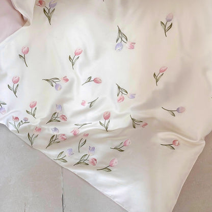 Seiden-Effekt Botanisch Besticktes Bettbezug-Set mit Micro-Satin Rückseite