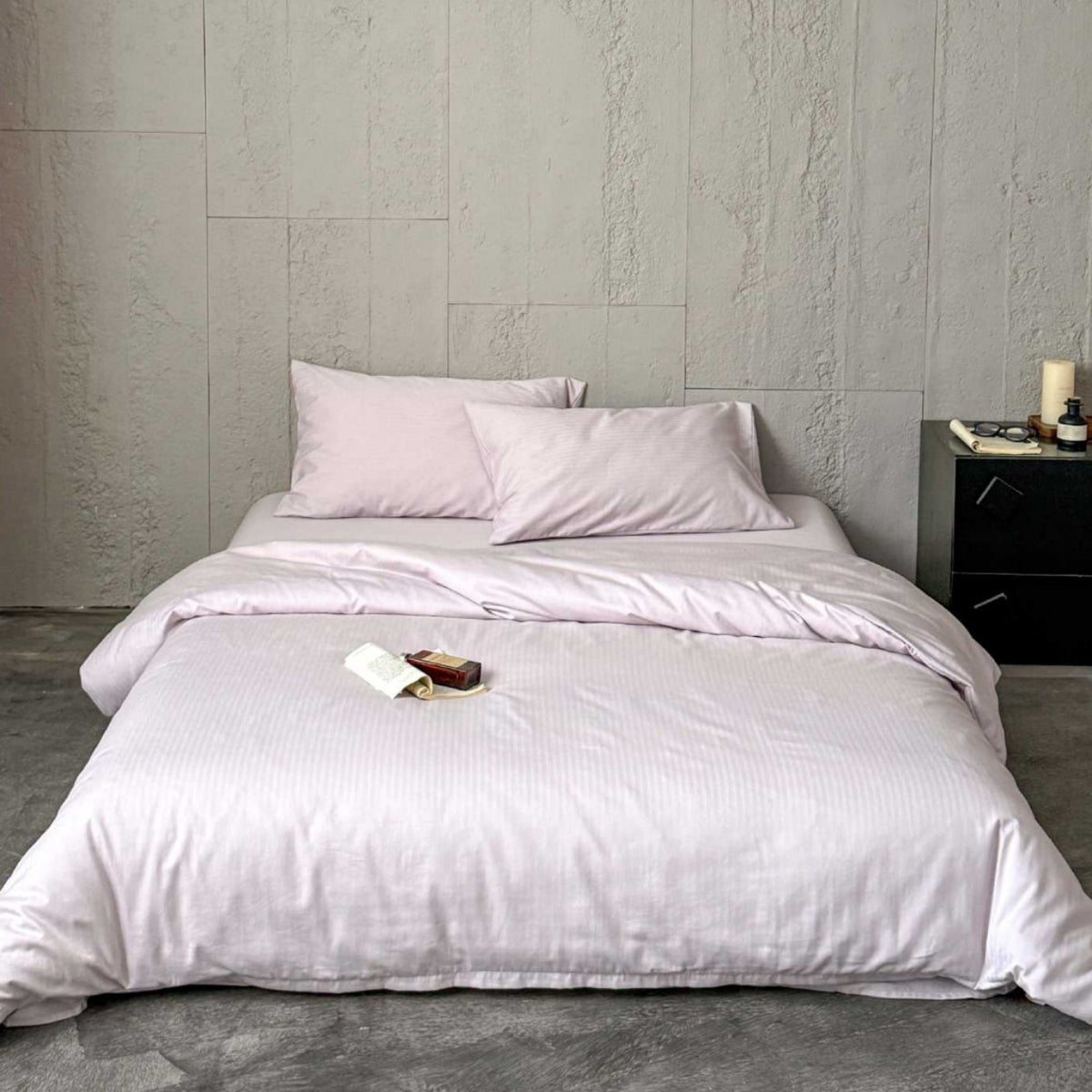 Minimalist gestreiftes Texturiertes Baumwollsatin Bettbezug und Kissenbezug Set mit unsichtbarem Reißverschluss
