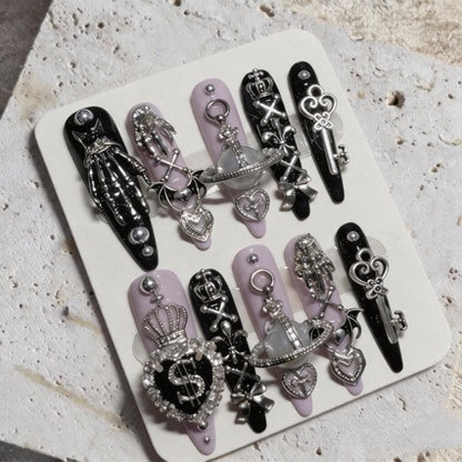 Dekorative Nagelkunst